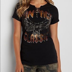 XL (Lace Up Neckline & Vintage Classic Graphic)